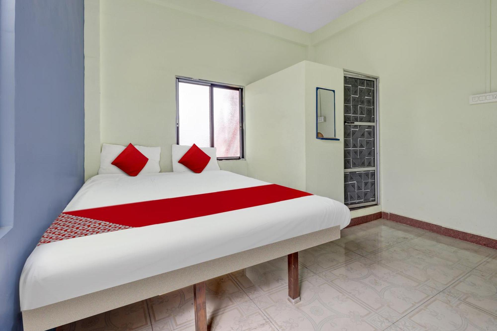 Hotel Oyo Sampige Heritage Koppal Exterior foto